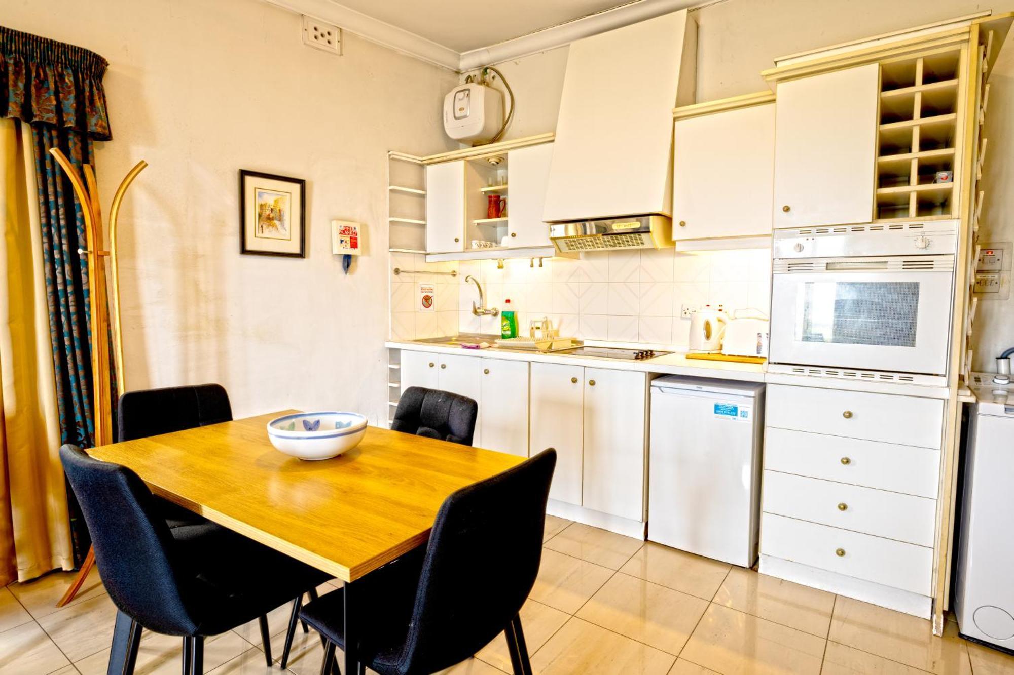 Vic- Seafront Apartment Sliema Exterior photo